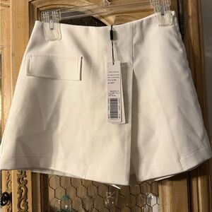 NWT MOMA Cream Women's Skorts